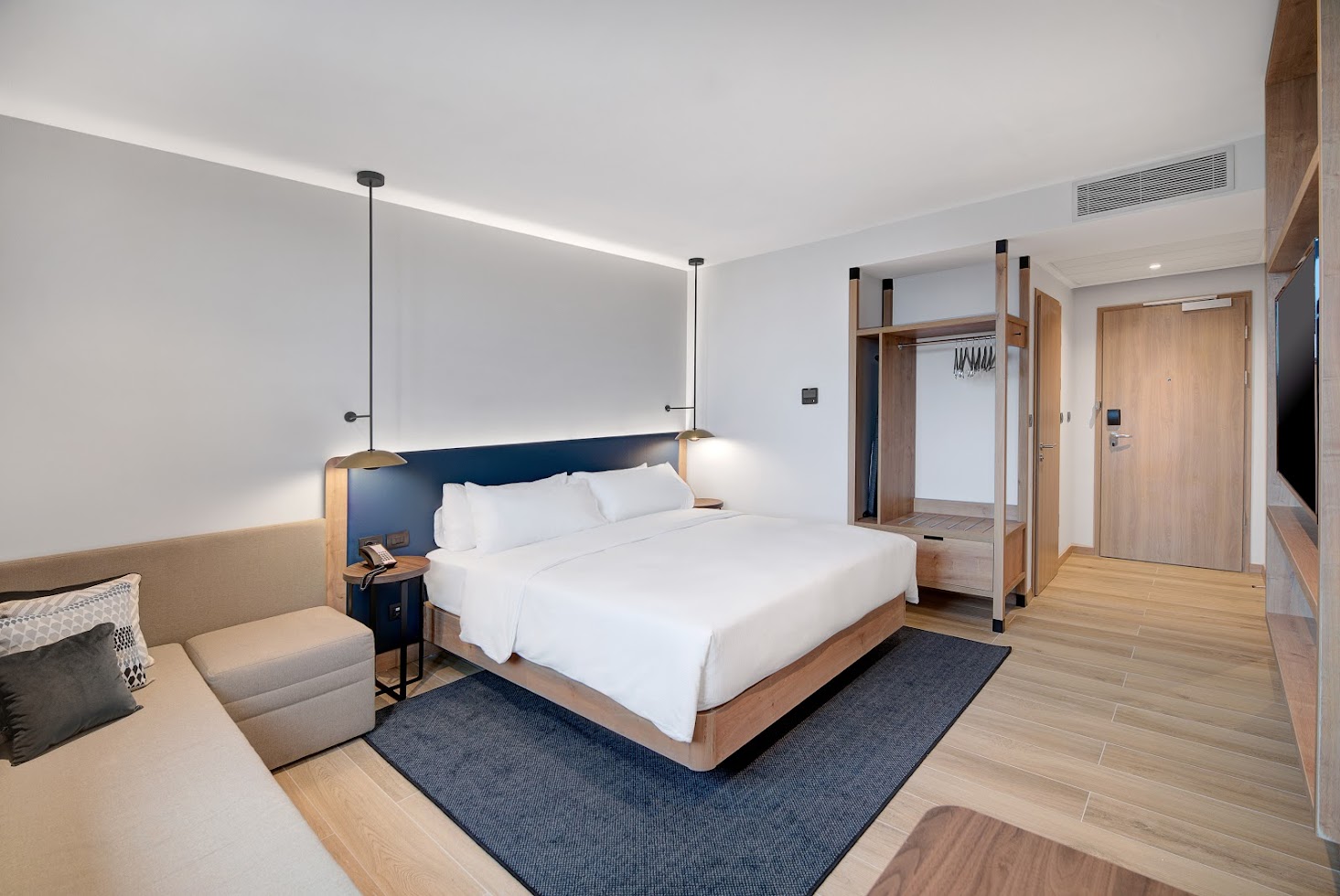 hilton-garden-2